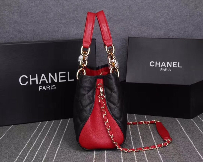 Ch**el shopping bags